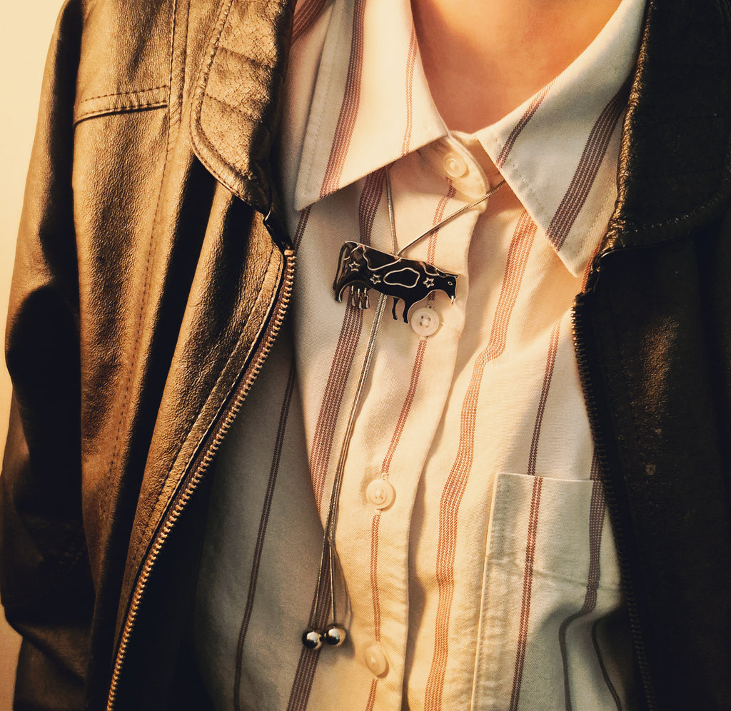 Metal Cow bolo tie