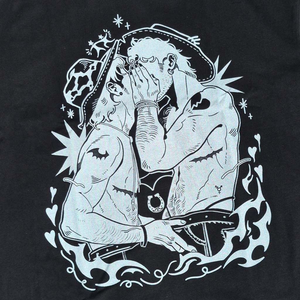 Kissing cowboys T-Shirt